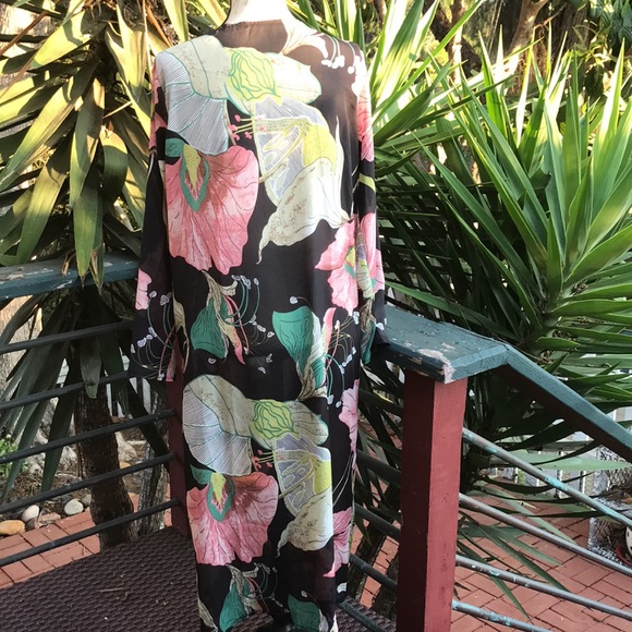 New! Floral K I M O N O - Picture 6 of 8